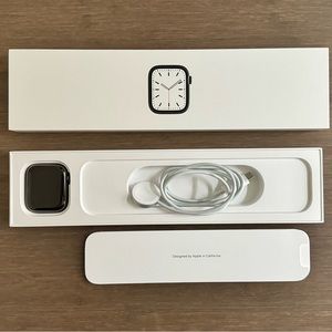 Apple Watch Series 7 (Stainless Steel Graphite / 45mm)